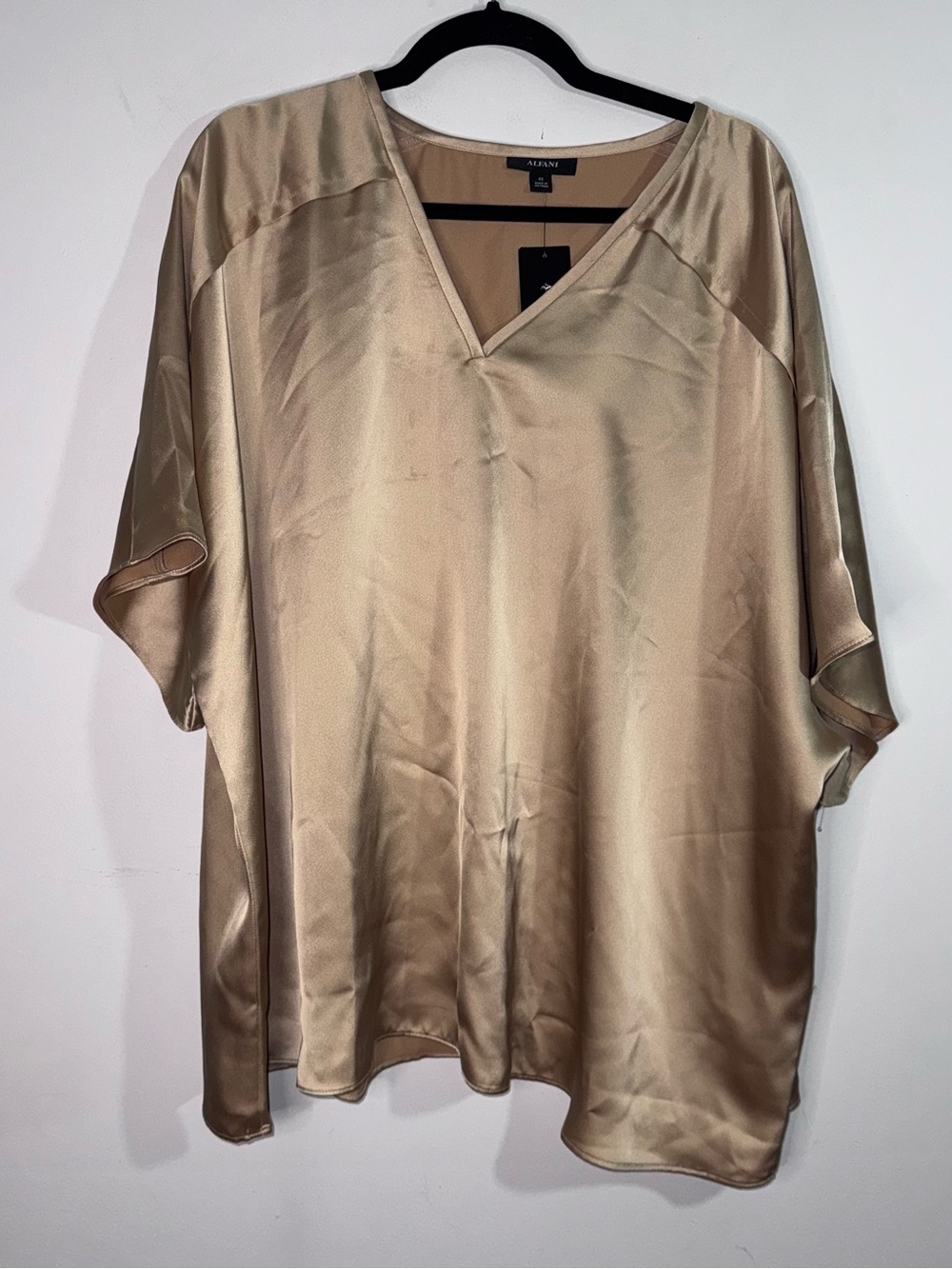 Alfani Plus 4X Cream Beige Satin Blouse Dolman Sleeve Quiet Luxury NWT